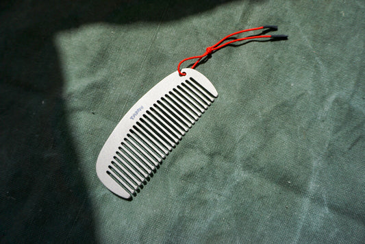 GR04 – Comb