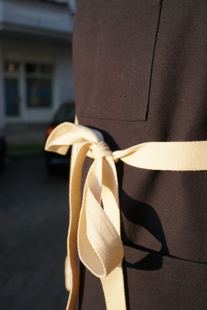 GR01 – Apron